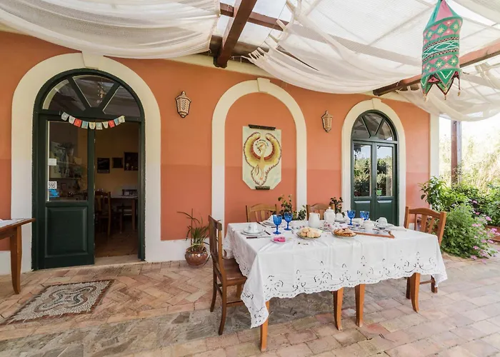 Country House Araba Phoenix